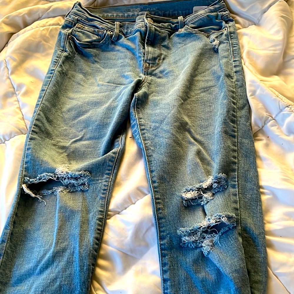 Old Navy Low Waisted Ripped Jeans
